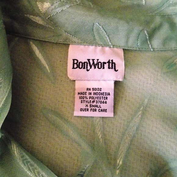 BonWorth Beautiful Sheer Green Top. - Picture 8 of 8